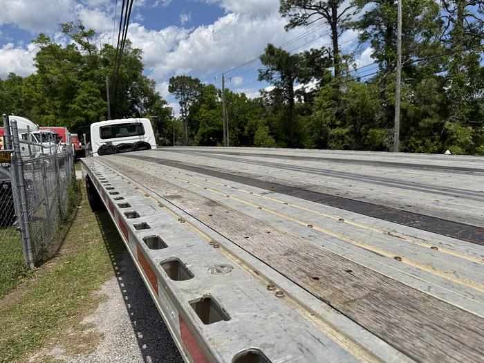 Used 2020 FONTAINE FLATBED