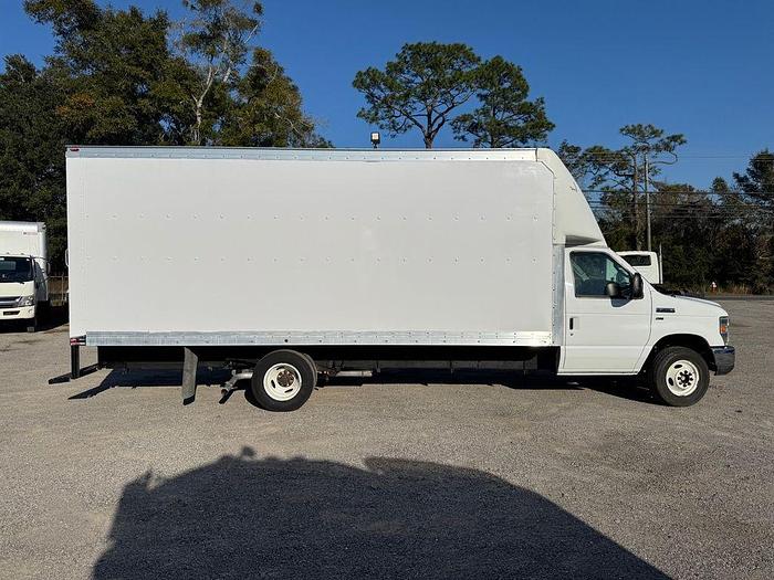 Used 2014 FORD E-350