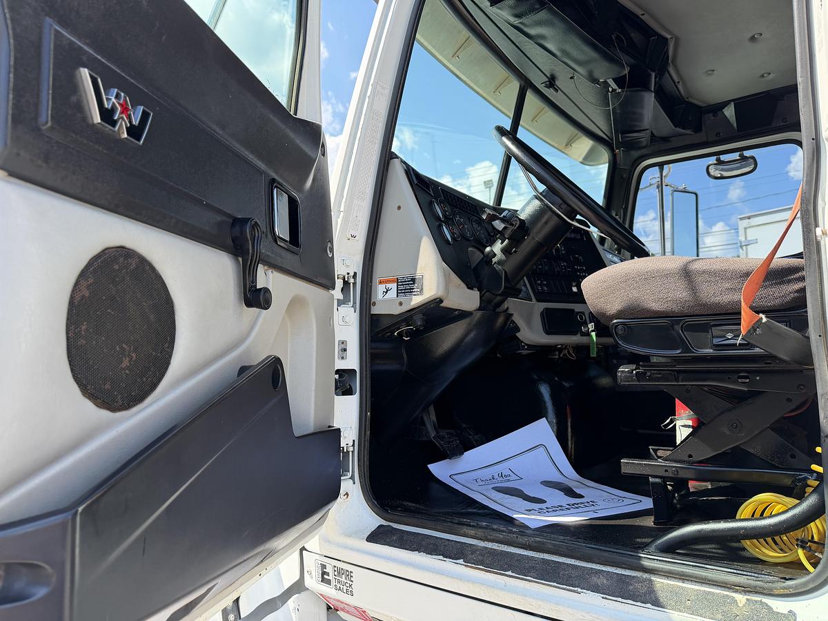 Used 2016 WESTERN STAR 4700SF