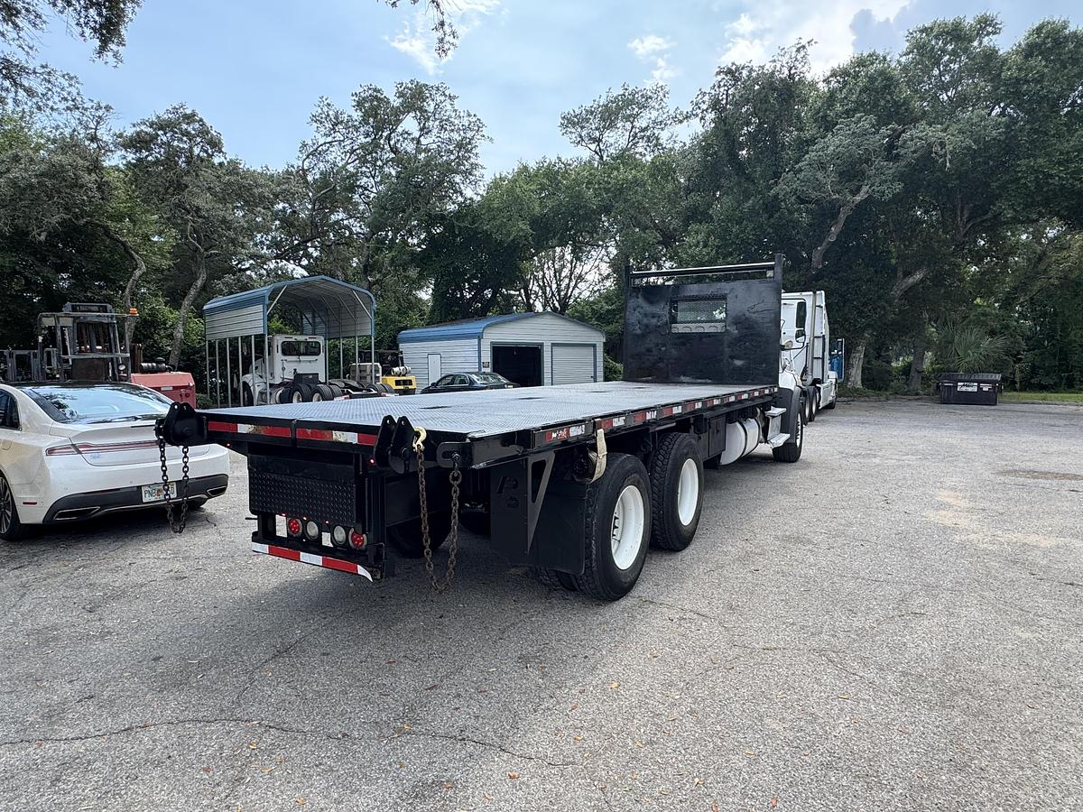 Used 2016 Freightliner® 108SD