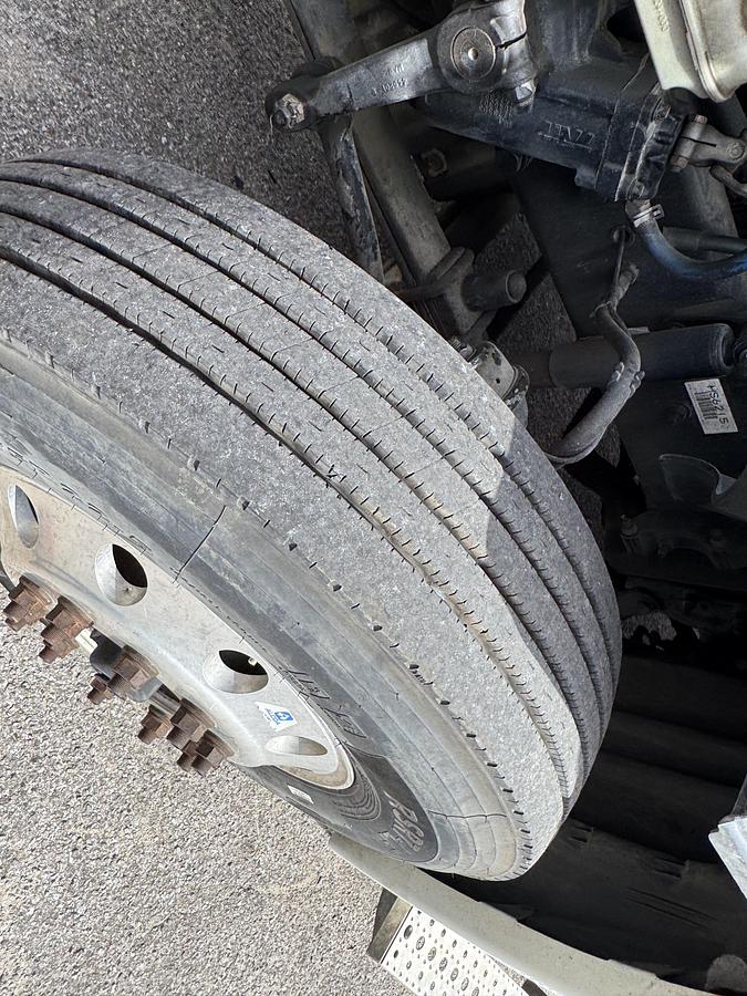 Used 2016 Freightliner® CASCADIA