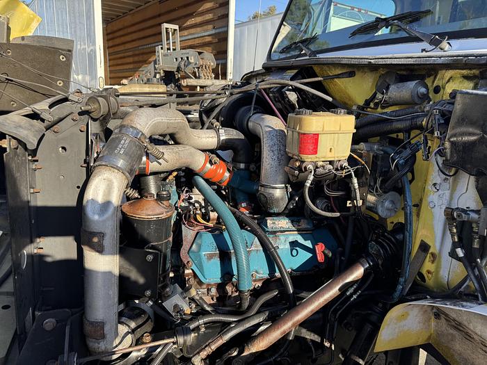 Used 1996 INTERNATIONAL 4700