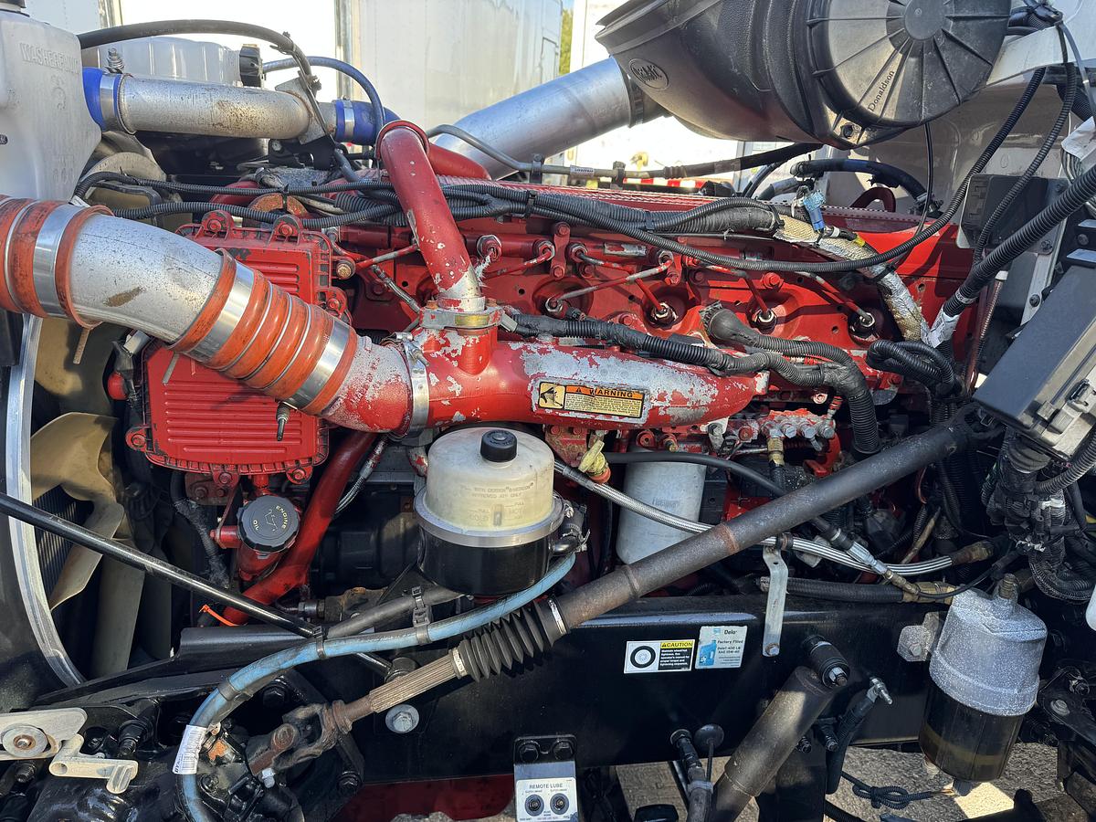 Used 2012 PETERBILT 386