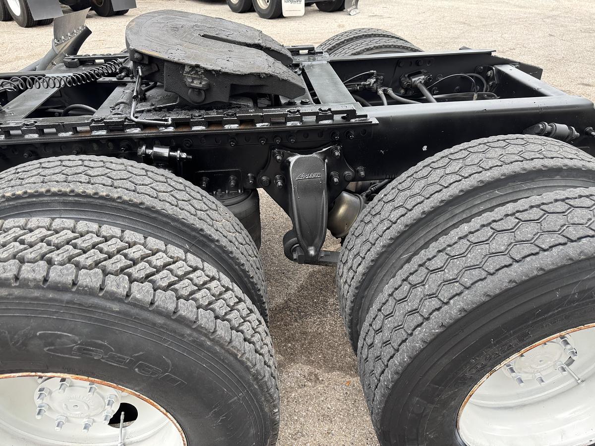 Used 2004 Freightliner® FL112