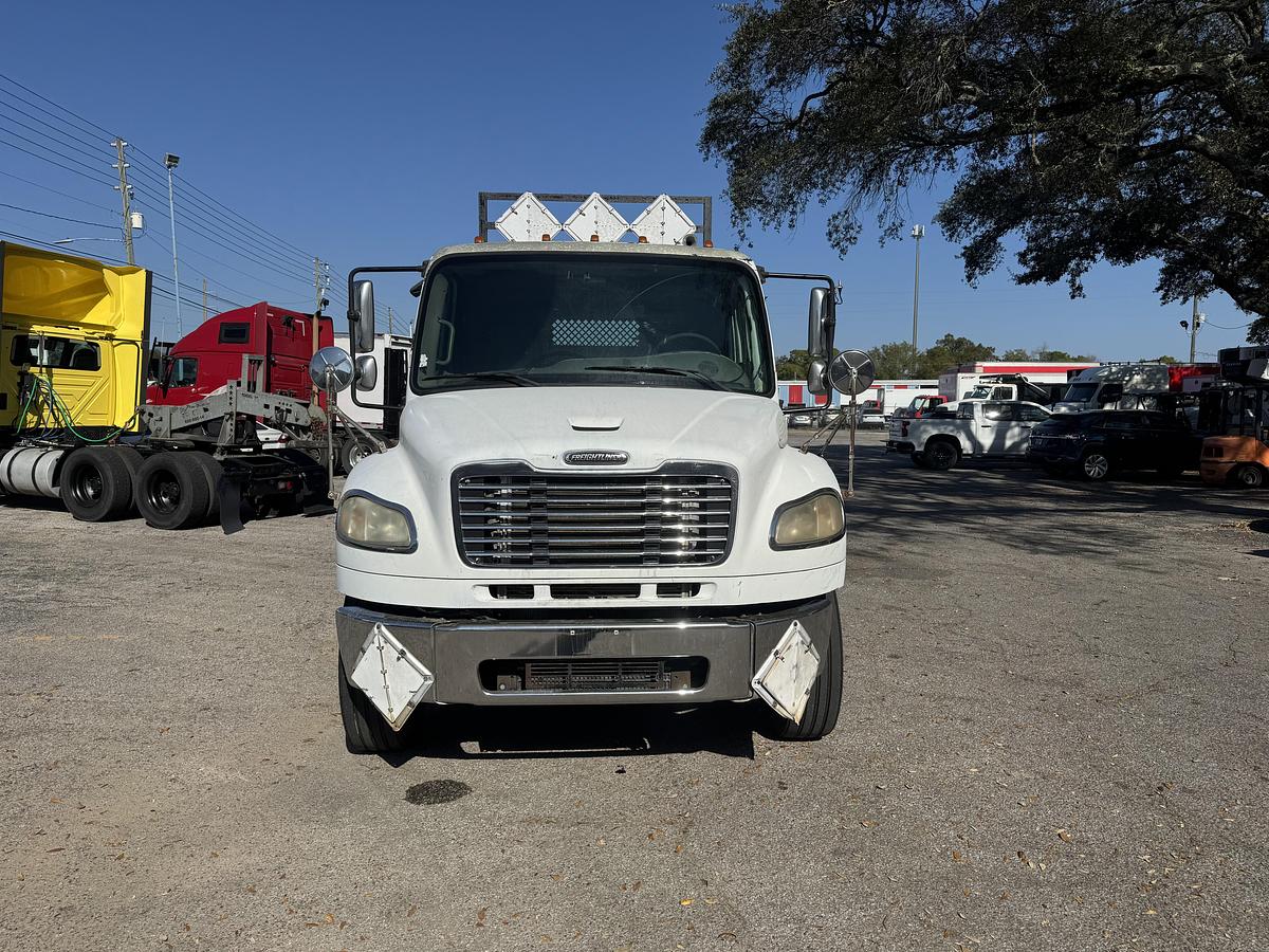 Used 2008 Freightliner® M2 106