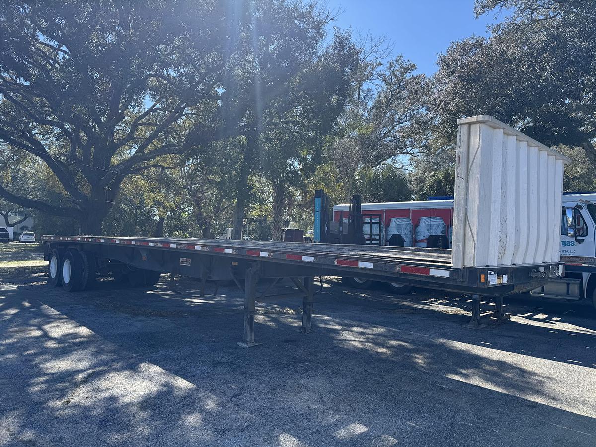 Used 1999 FRUEHAUF 45FT FLATBED TRAILER