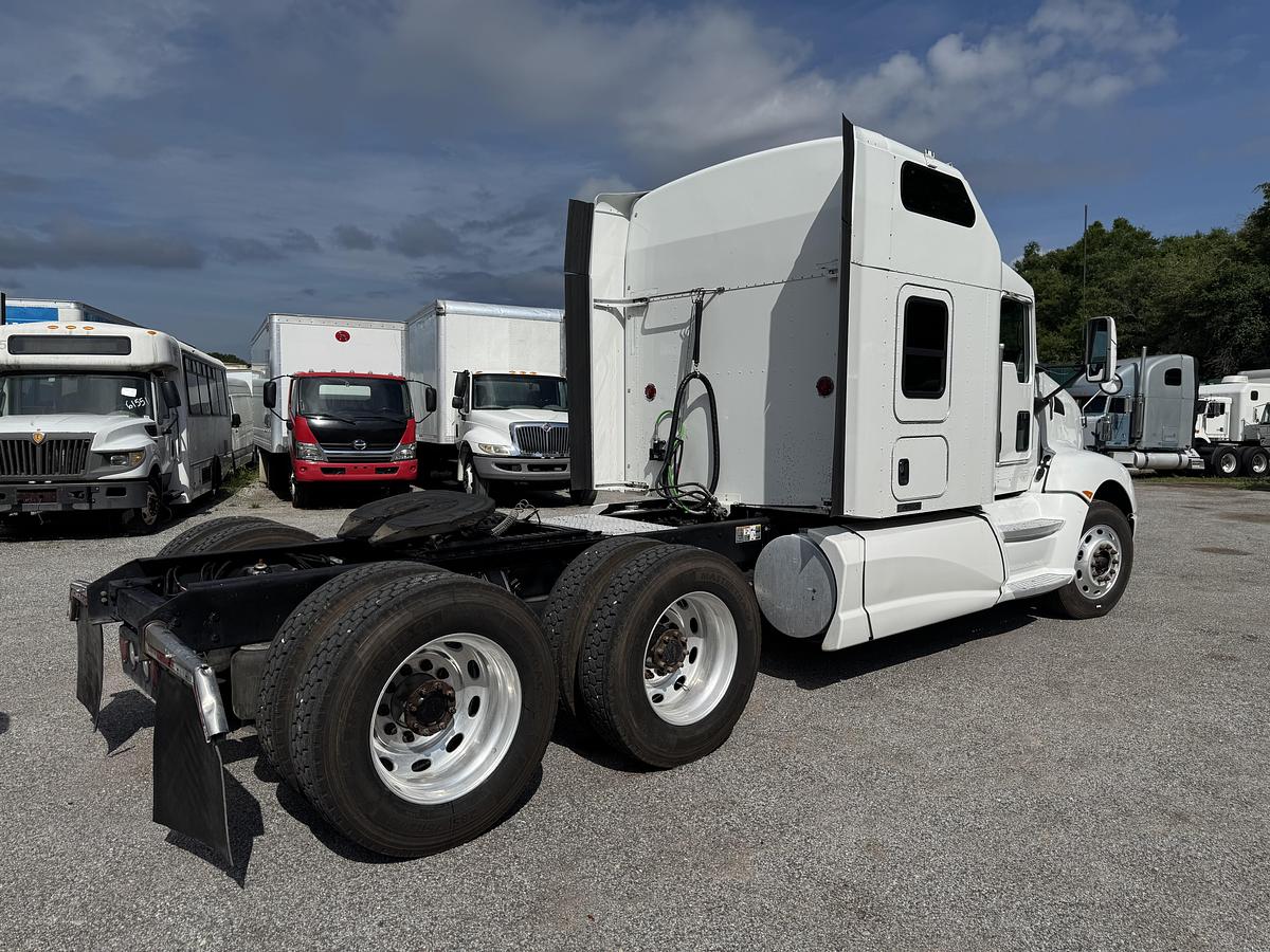 Used 2013 KENWORTH T660