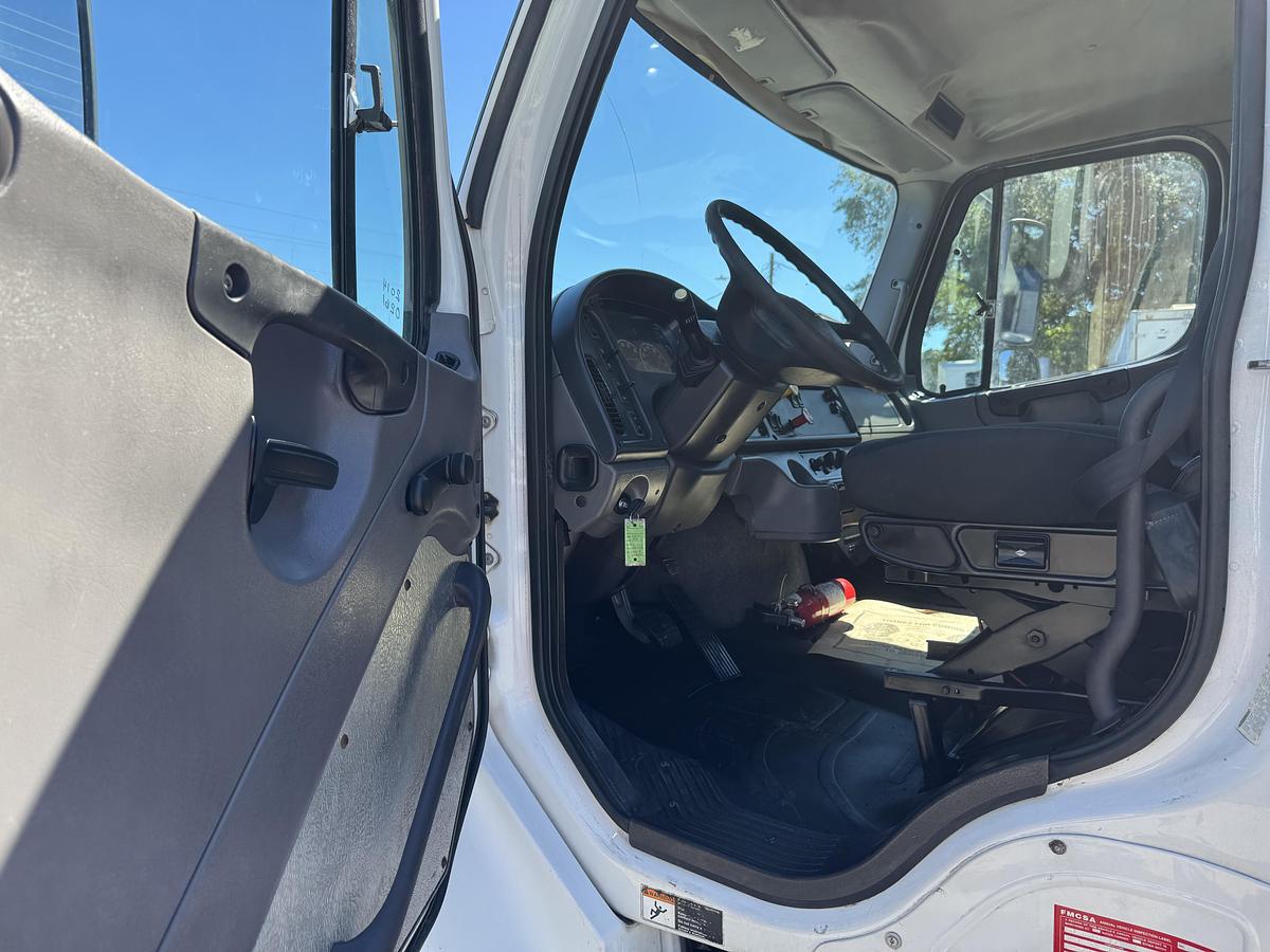 Used 2015 Freightliner® M2 106