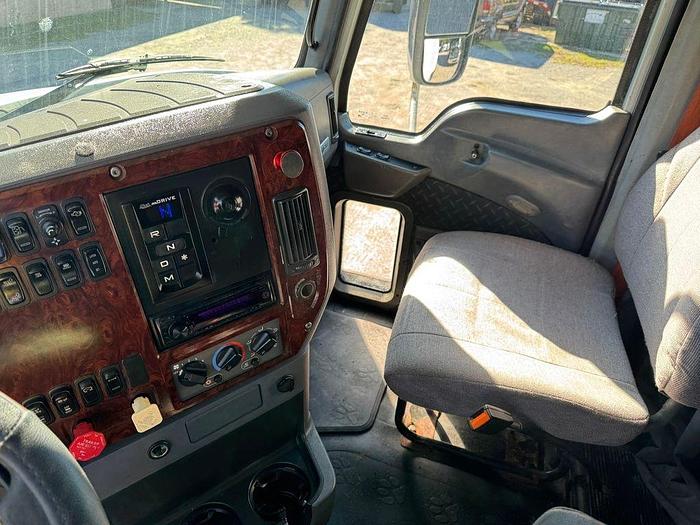 Used 2013 MACK CXU 613