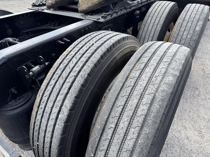 Used 2014 MACK CXU613