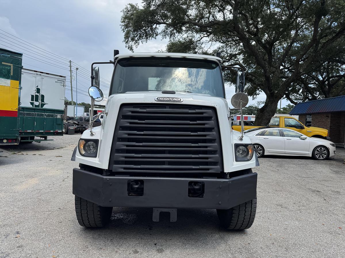Used 2016 Freightliner® 108SD