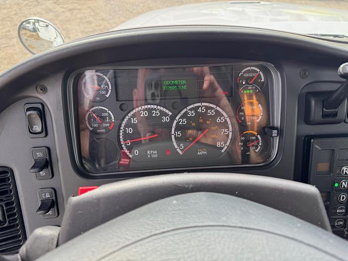 Used 2016 Freightliner® M2 112