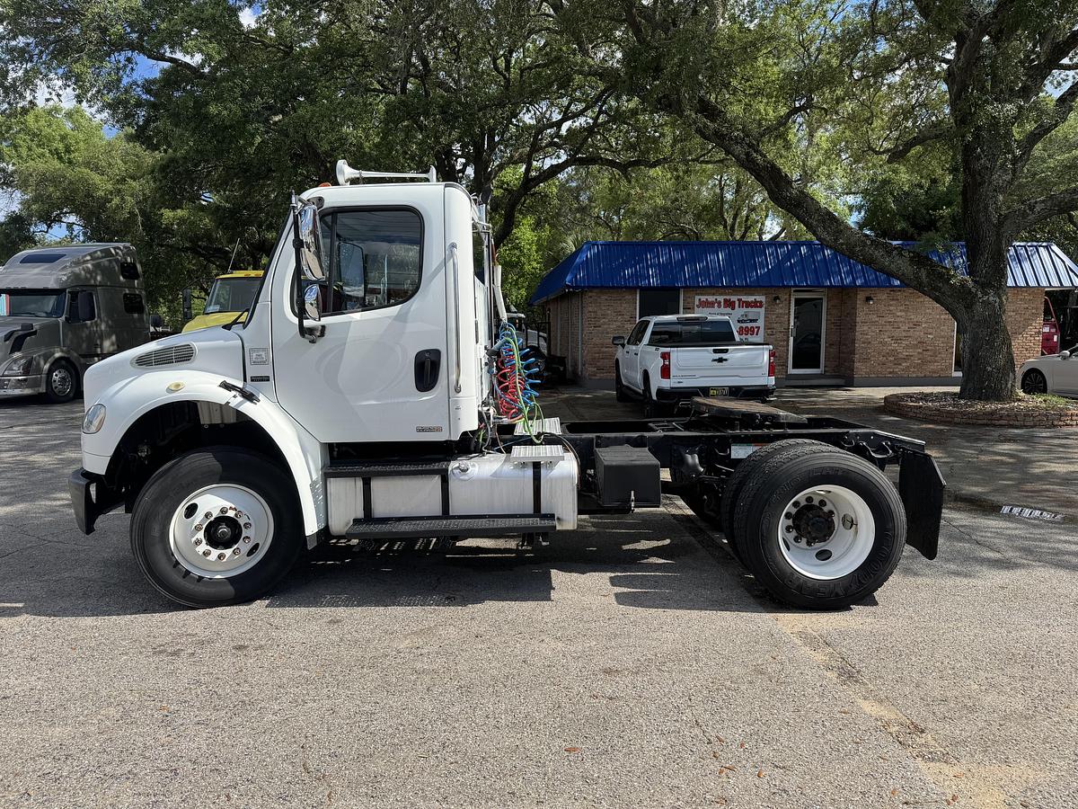 Used 2008 Freightliner® M2 106