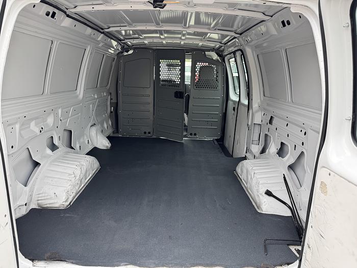 Used FORD ECONOLINE 150