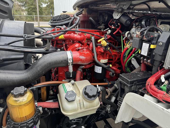 Used 2016 Freightliner® M2 106