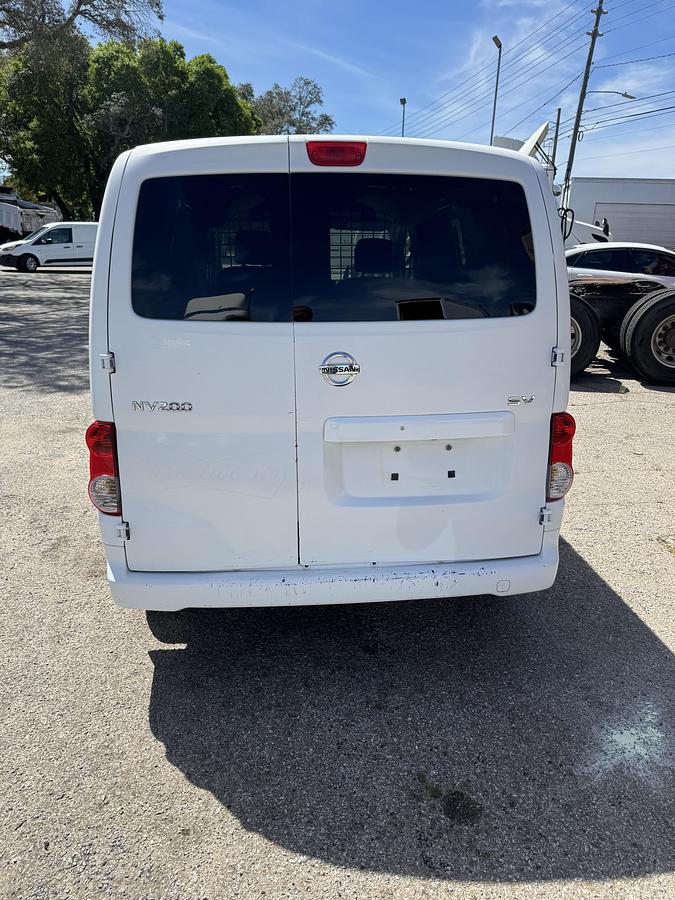 Used 2015 NISSAN NV200 SV