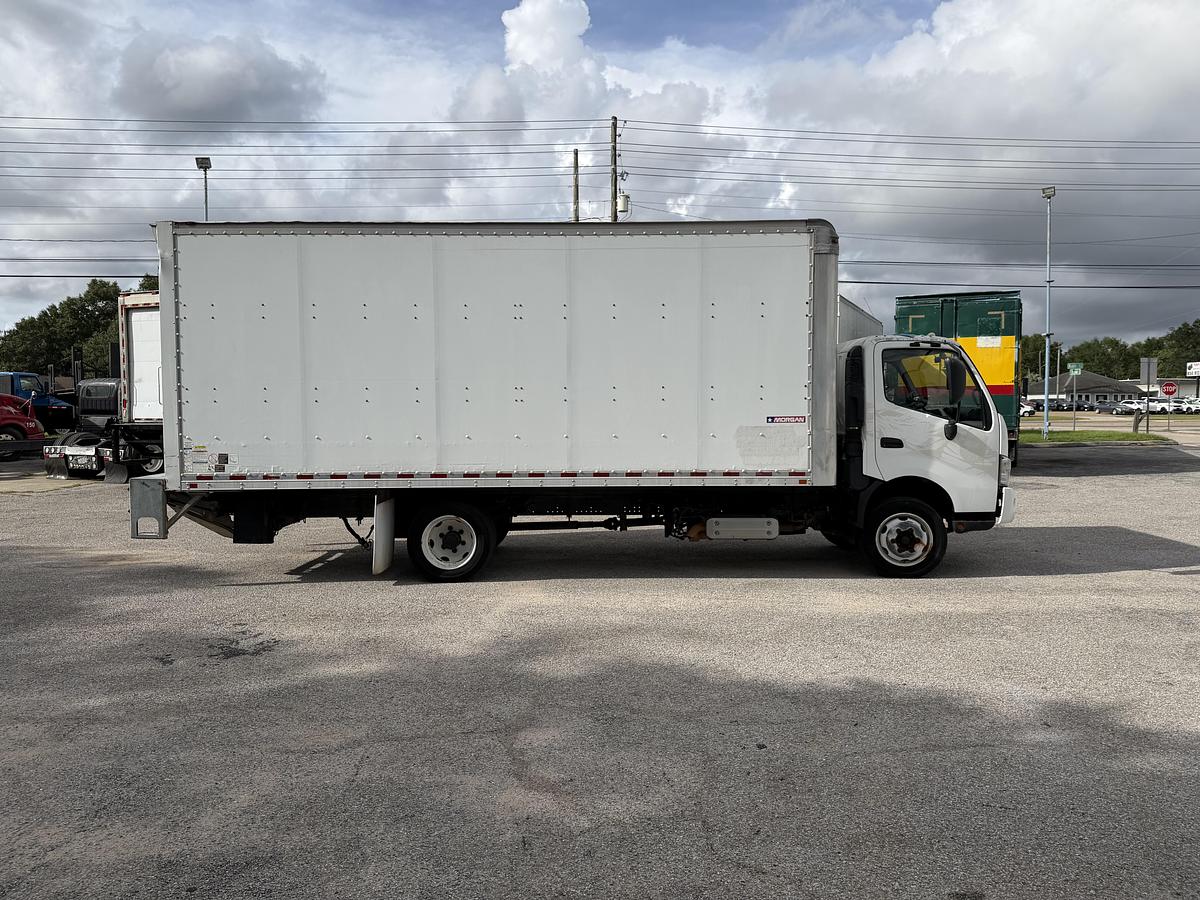 Used 2017 HINO 195