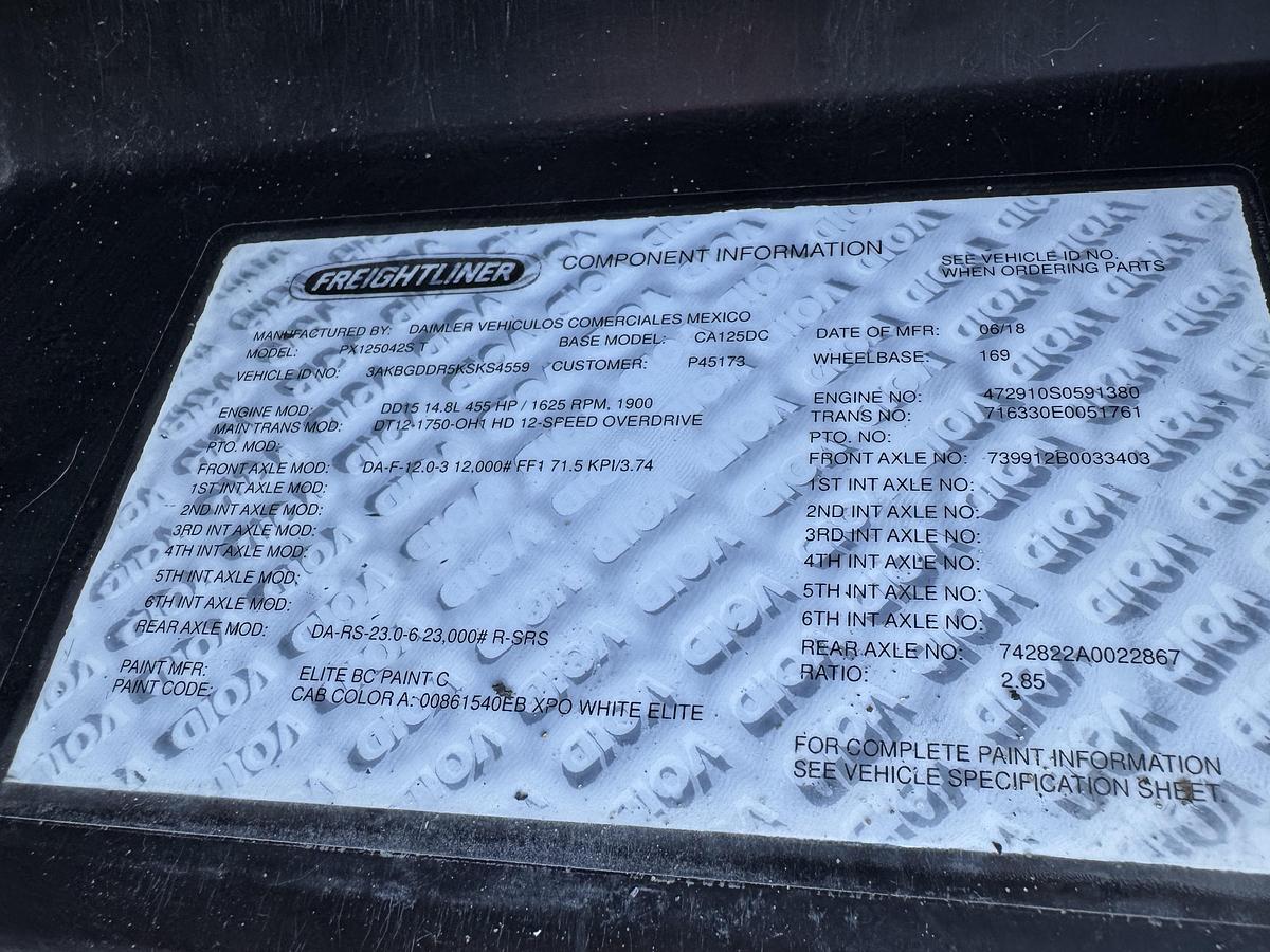 Used 2019 Freightliner® CASCADIA