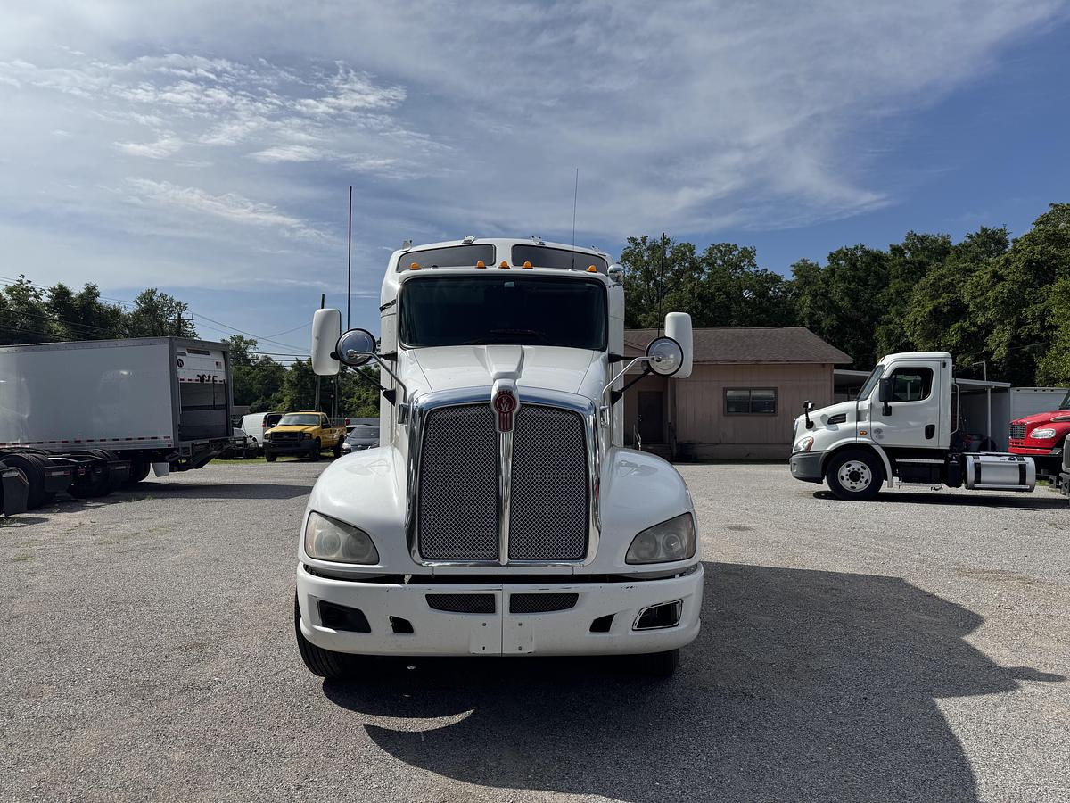 Used 2013 KENWORTH T660