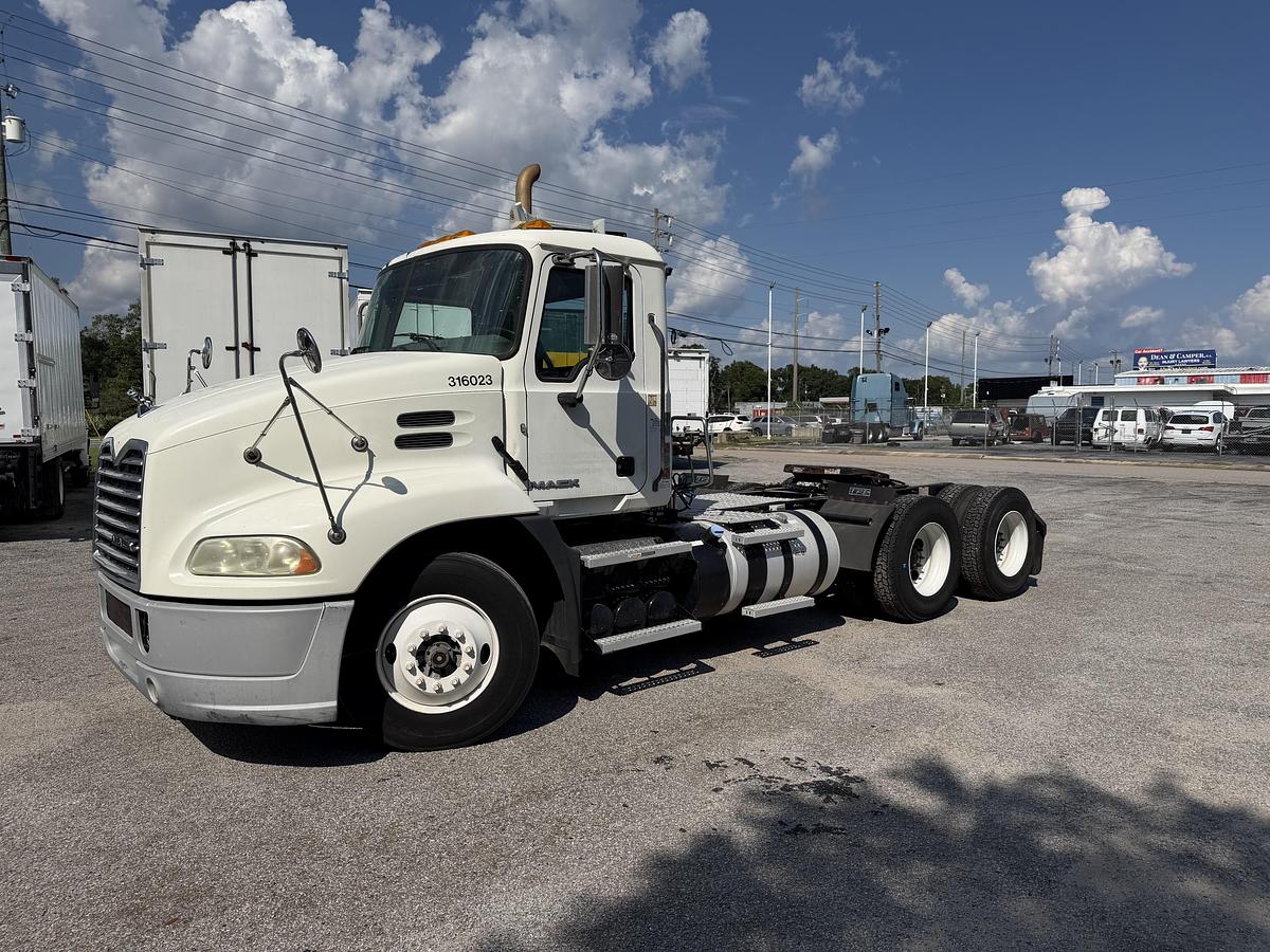 Used 2016 MACK CXU 613