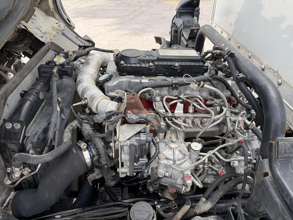 Used 2017 HINO 195