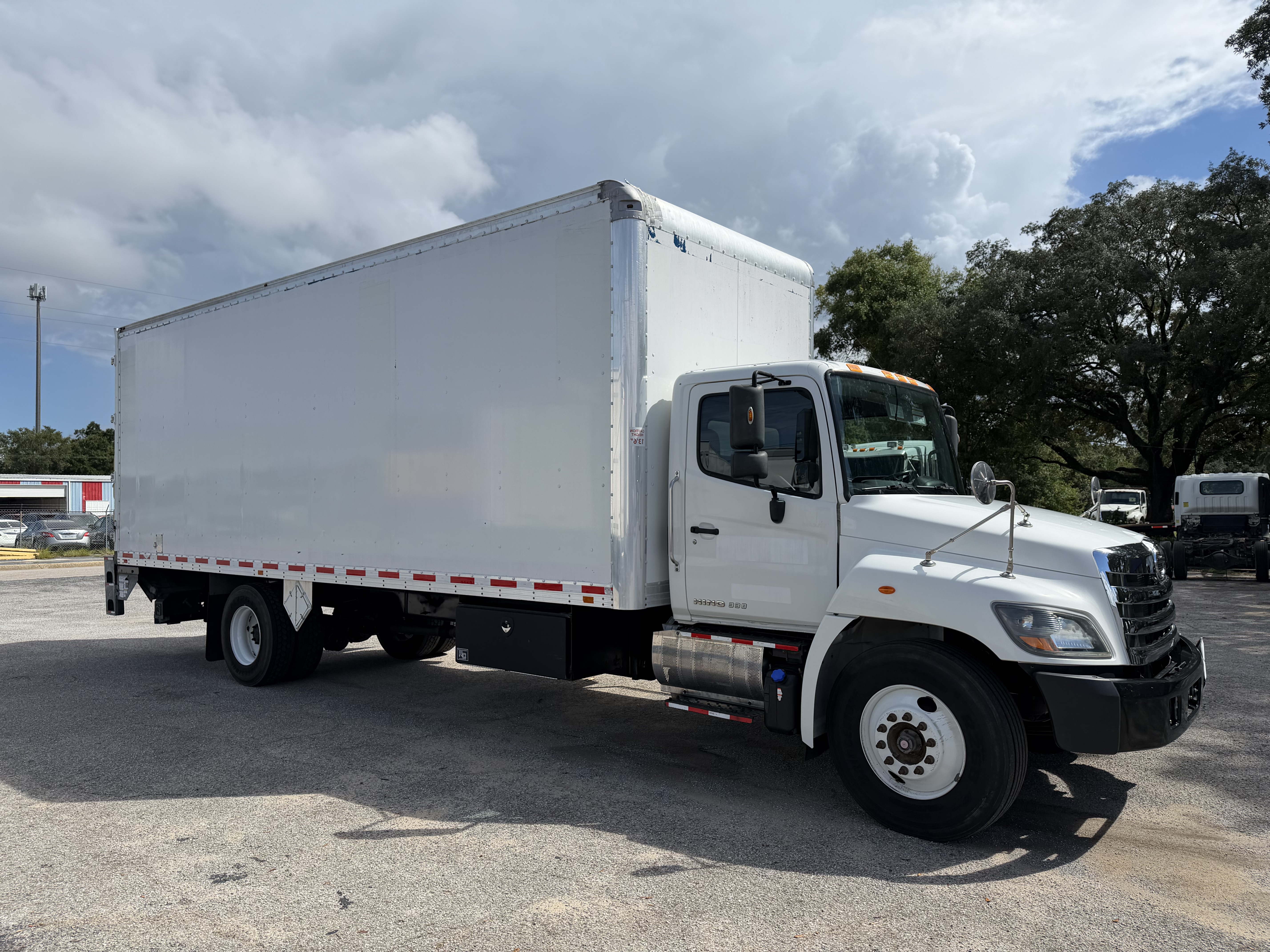 Used 2020 HINO 338