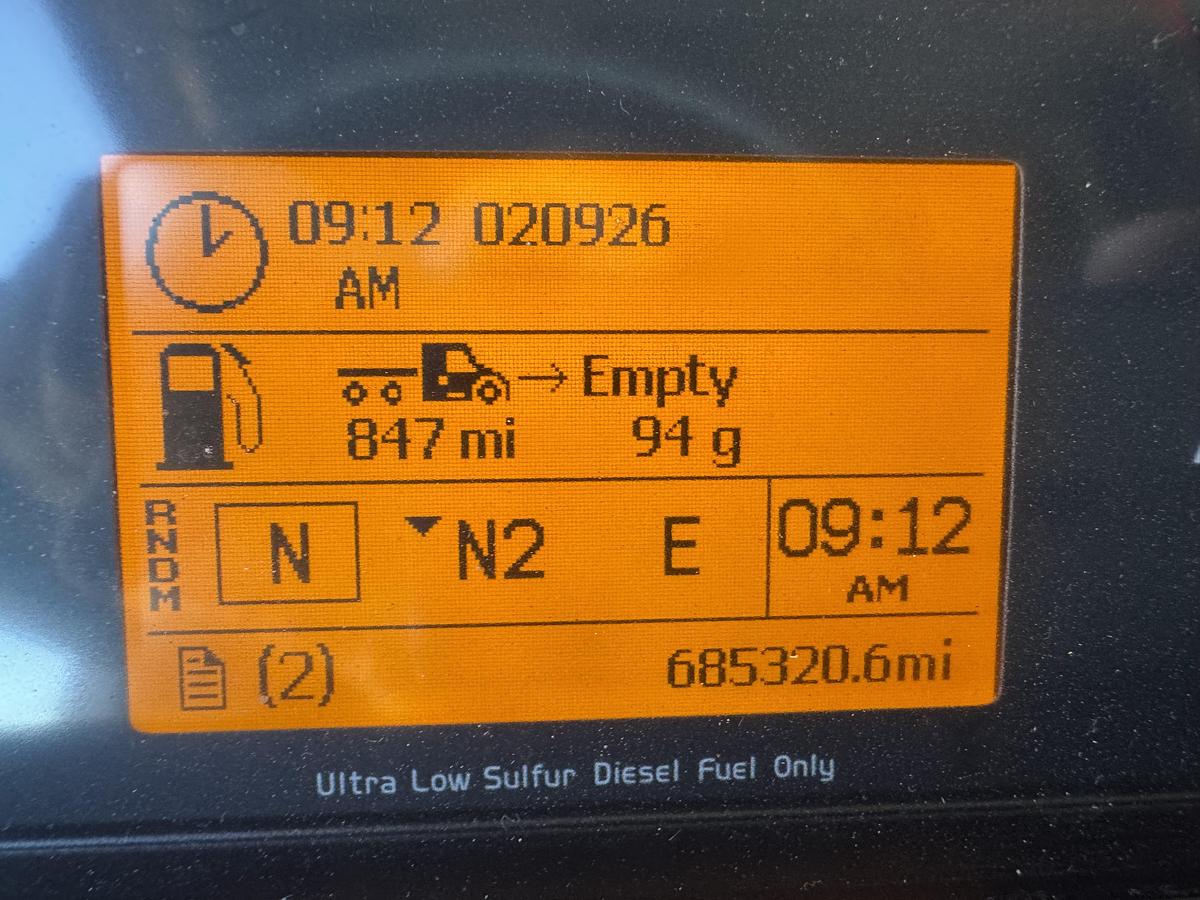 Used 2013 VOLVO VNL 64T