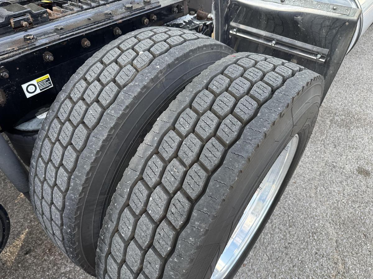 Used 2007 KENWORTH W900L