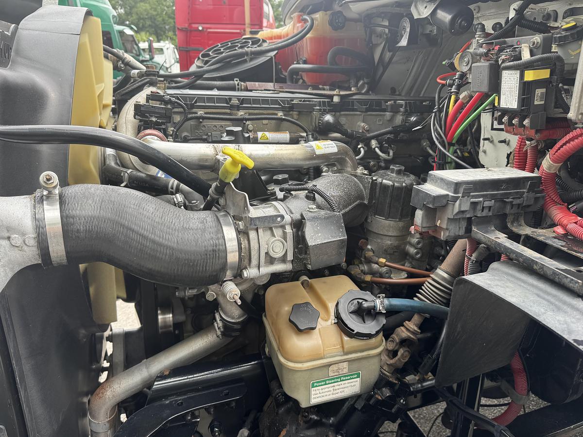 Used 2013 Freightliner 114SD