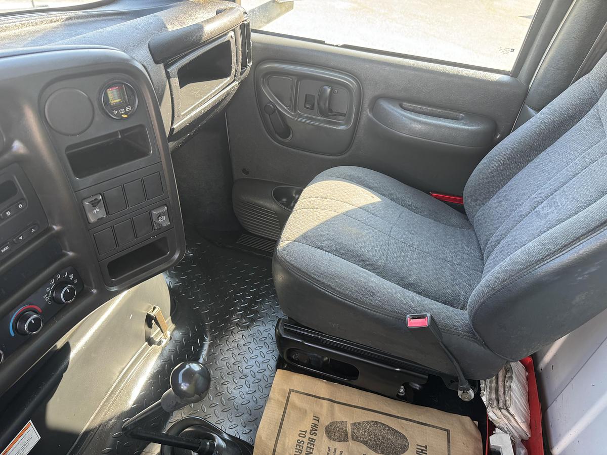 Used 2005 CHEVROLET C6500