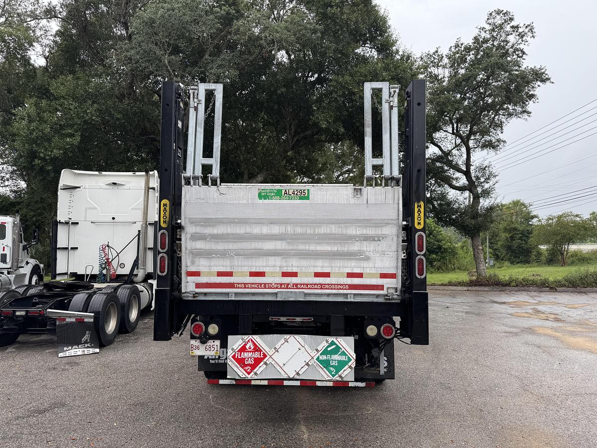 Used 2015 Freightliner® M2 106