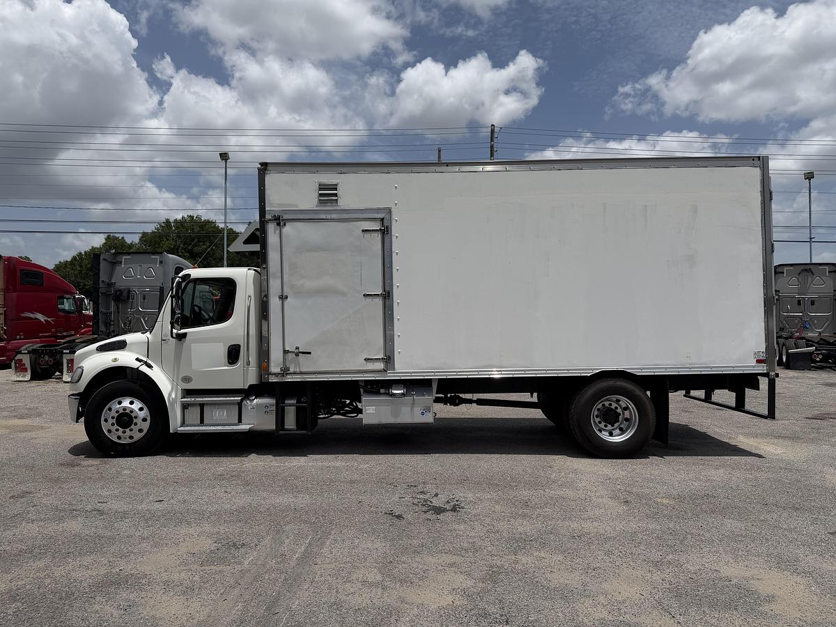 Used 2019 Freightliner M2 106