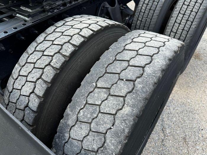 Used 2018 International® RH™ Series Day Cab