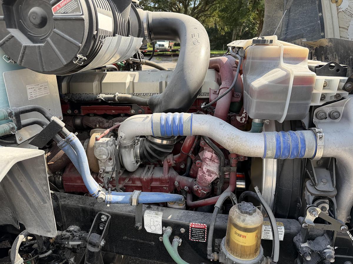 Used 2016 MACK CXU 613