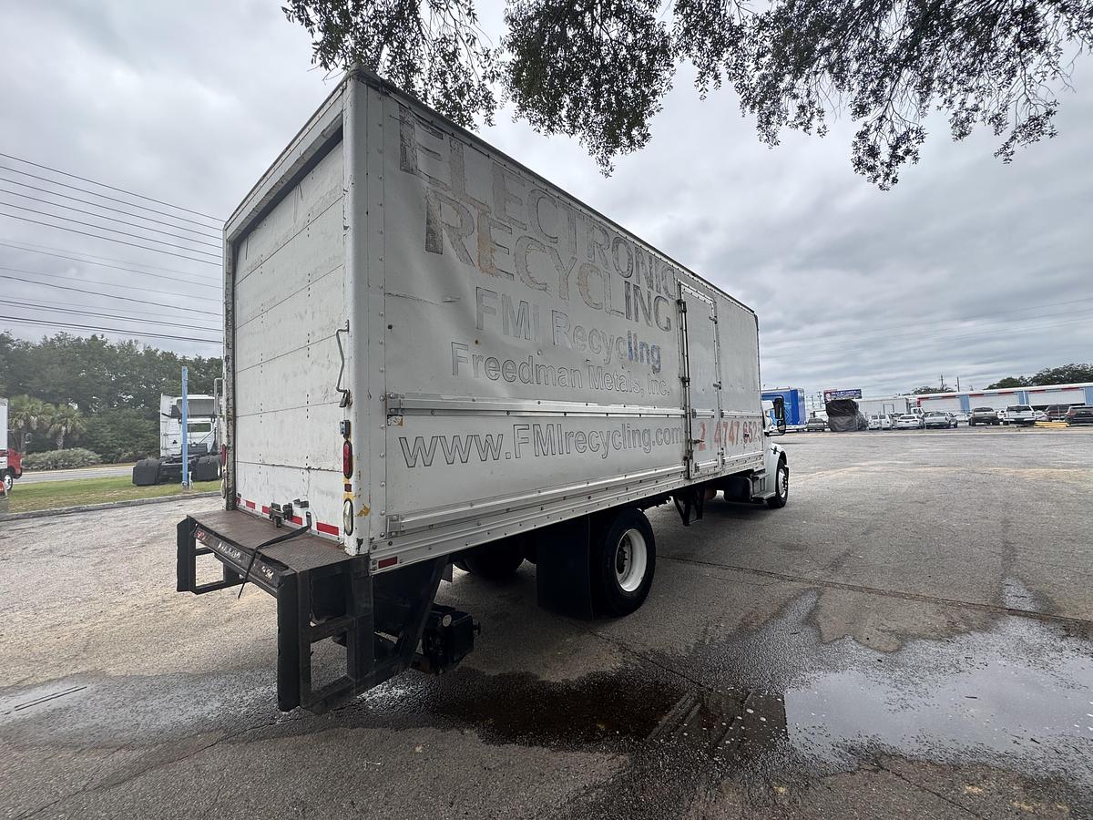 Used 2006 Freightliner® M2 106