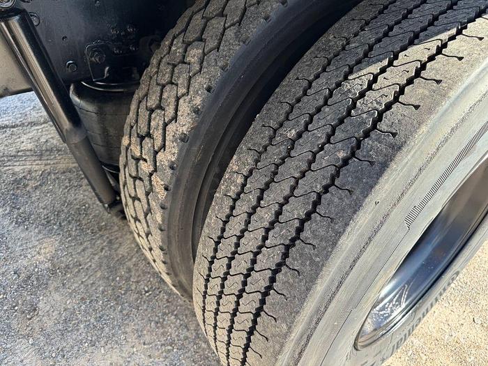 Used 2016 Hino Trucks Class 6 268