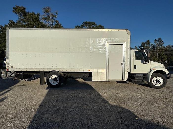 Used 2015 International Durastar® 4300 4x2