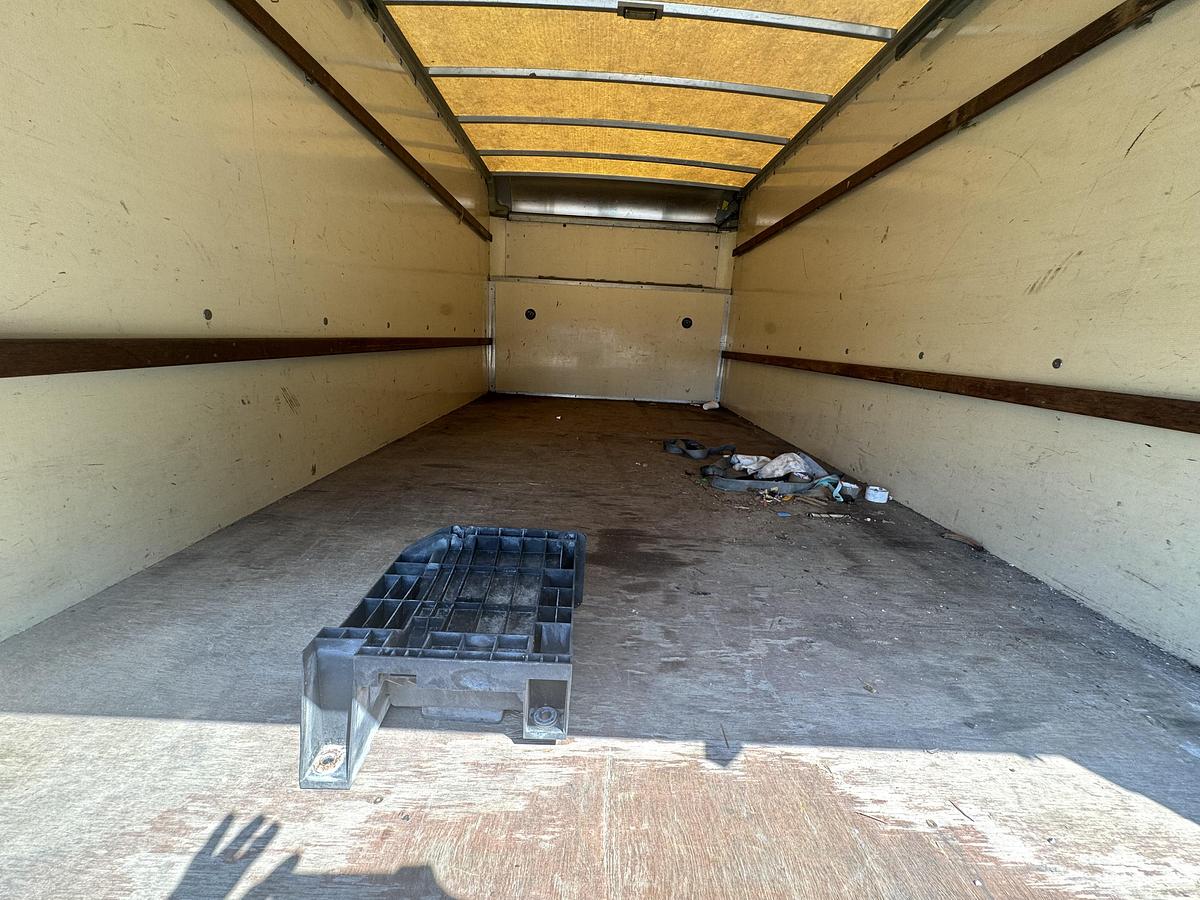 Used 2011 FORD E-350