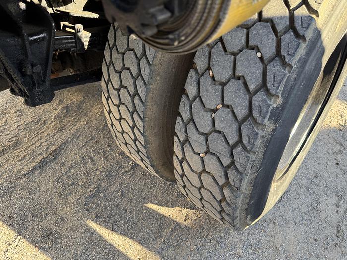 Used 1996 INTERNATIONAL 4700