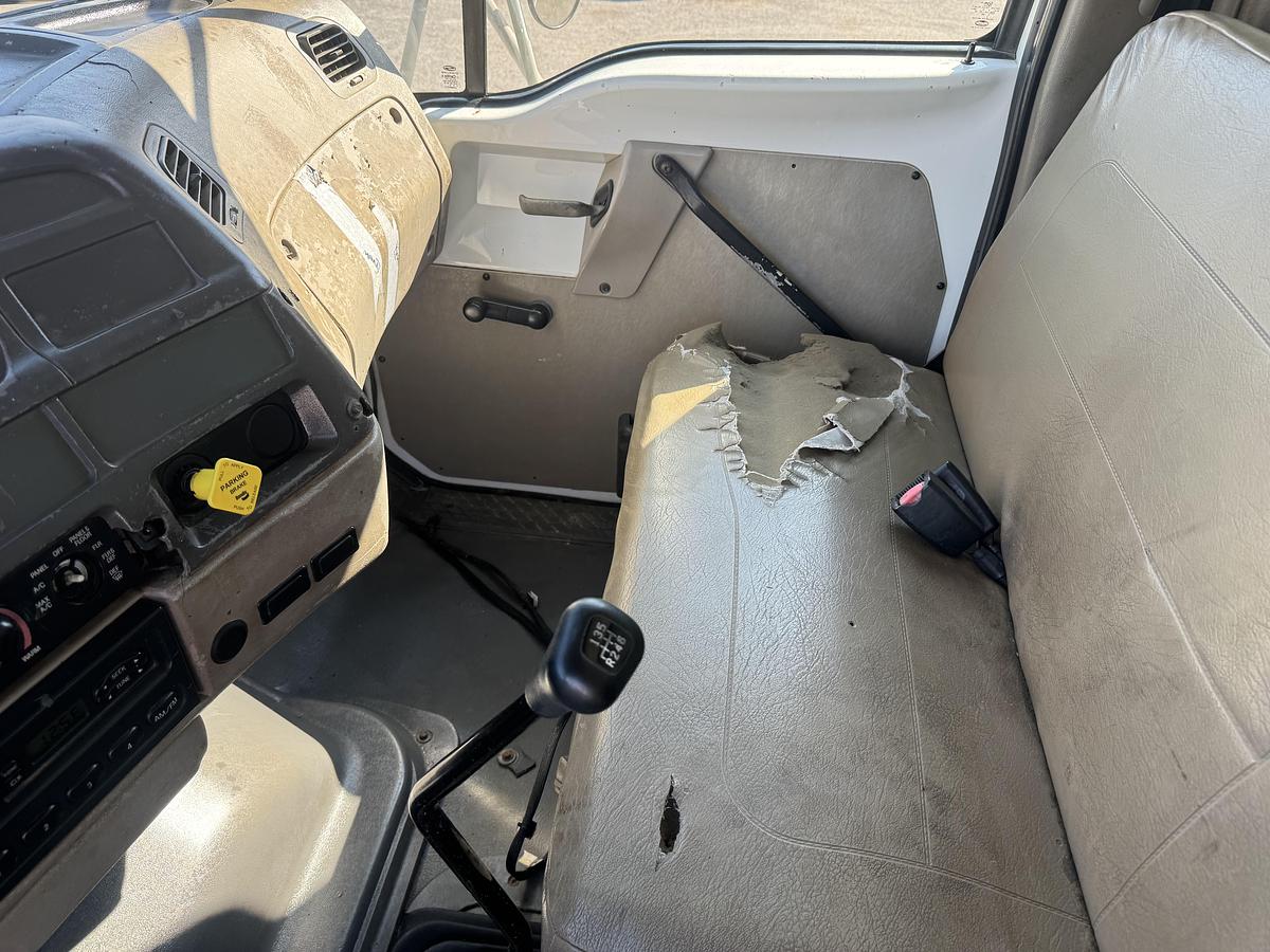 Used 2006 STERLING ACTERRA