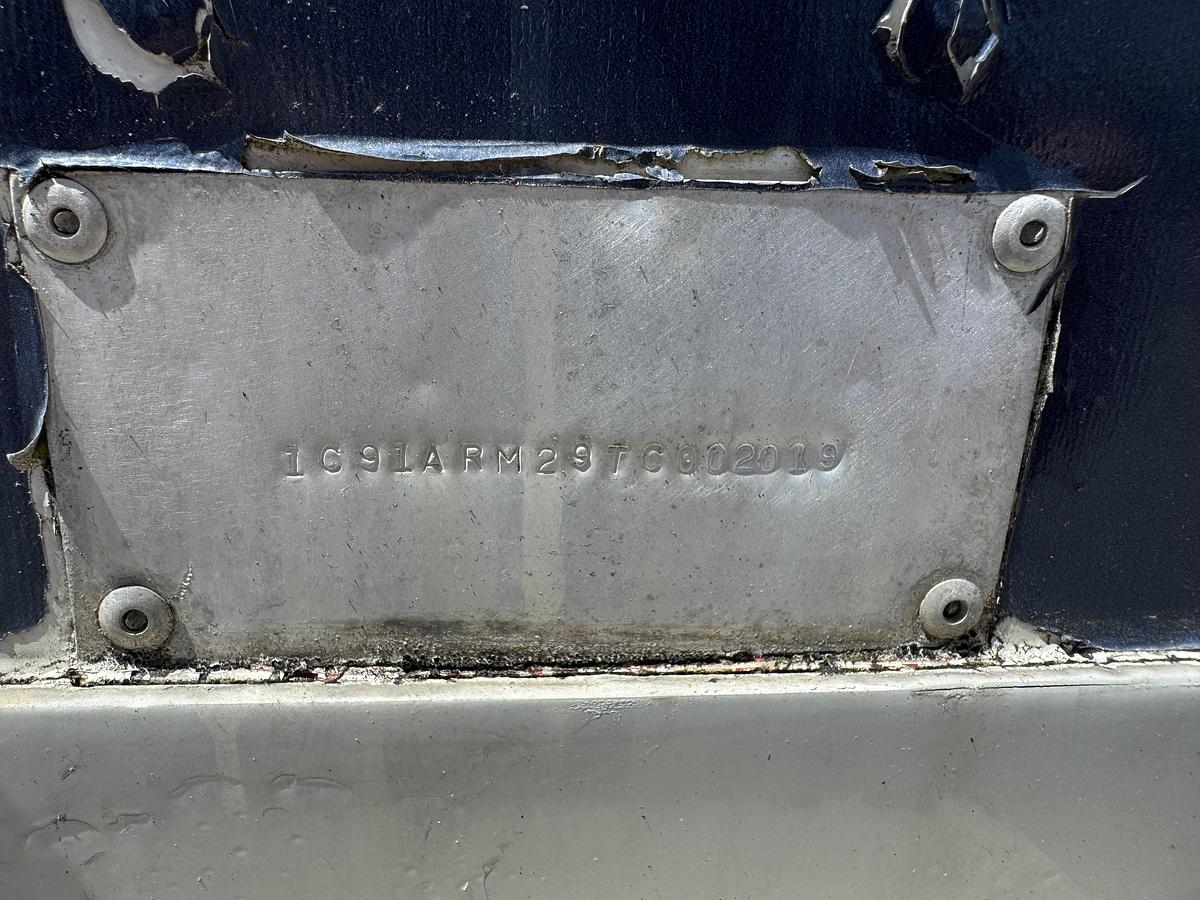 Used 1996 CENTENNIAL BEVERAGE TRAILER