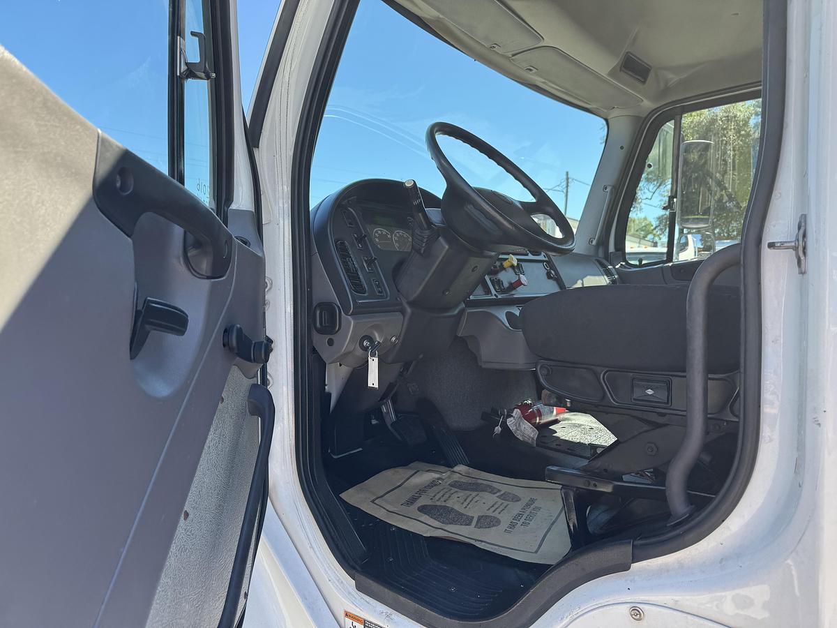 Used 2016 Freightliner® M2 106