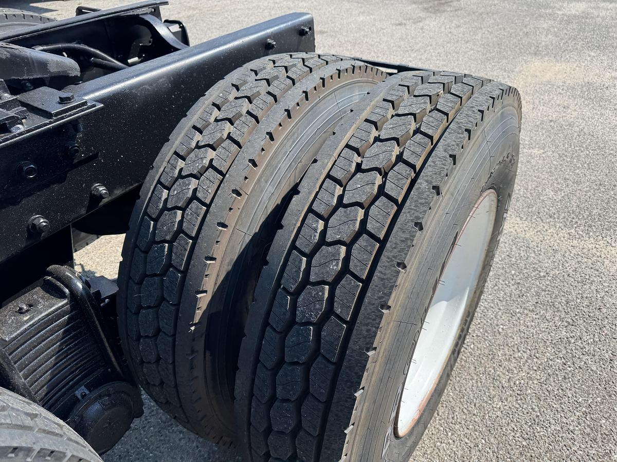 Used 1990 MACK RD 688S