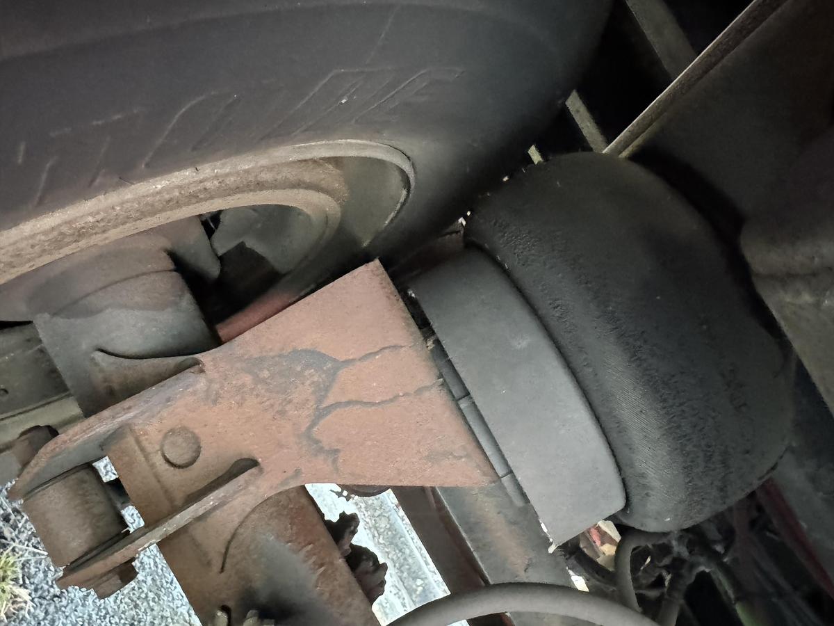 Used 2005 GREAT DANE 53FT DRYVAN TRAILERS WITH LIFTGATES