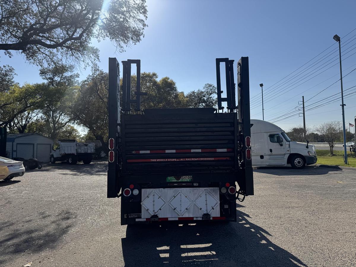 Used 2008 Freightliner® M2 106