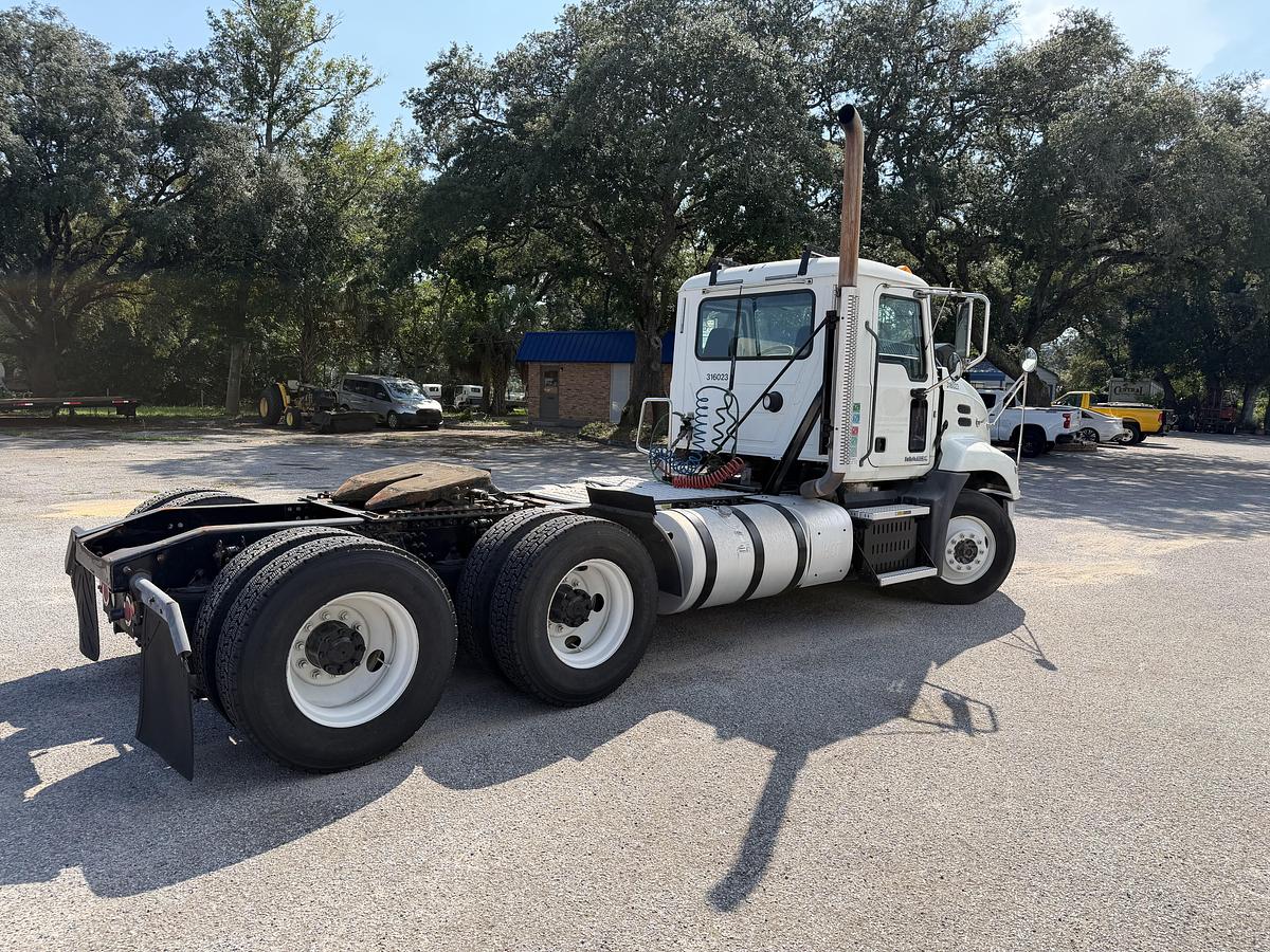 Used 2016 MACK CXU 613