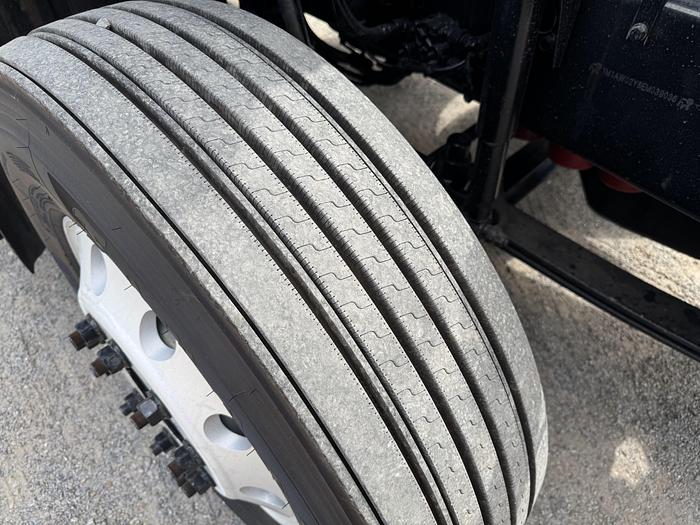 Used 2014 MACK CXU613