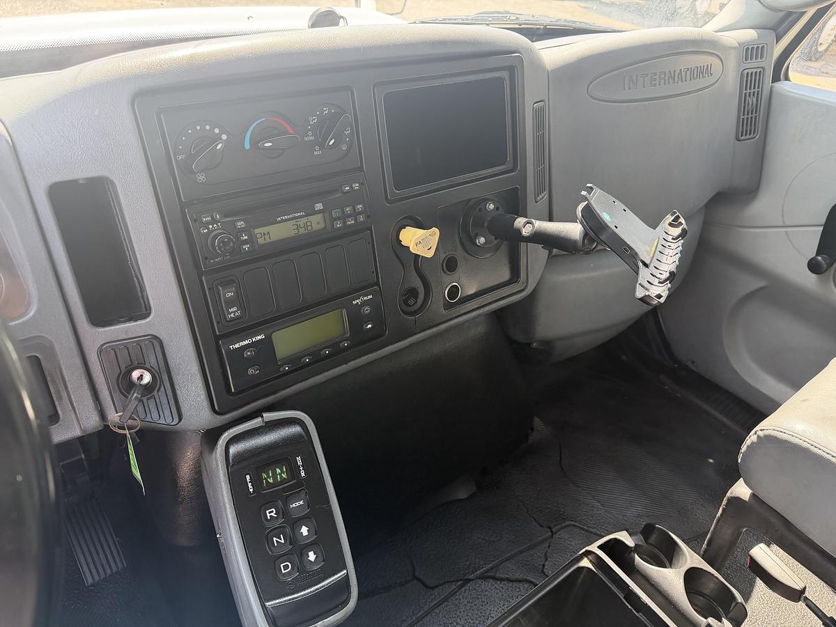 Used 2007 INTERNATIONAL 4300