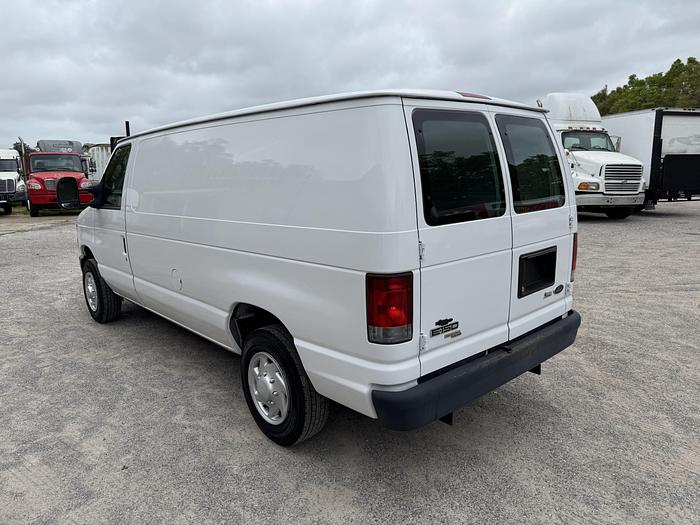Used FORD ECONOLINE 150