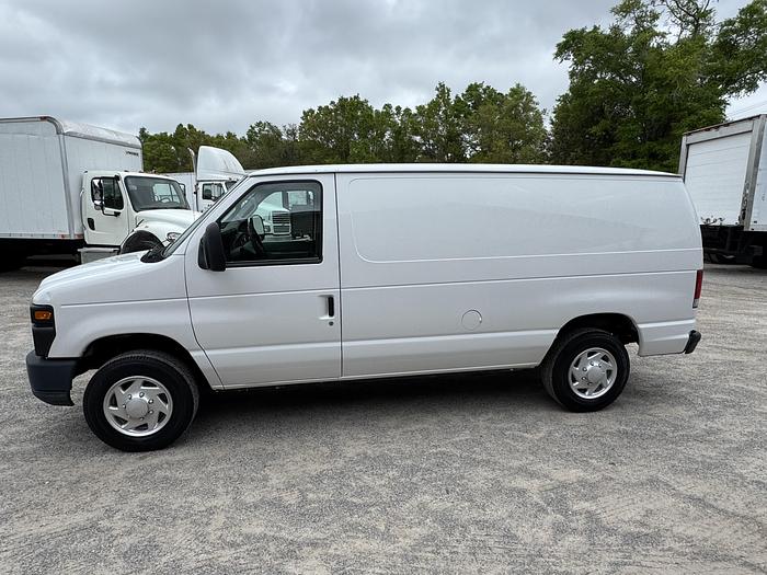 Used FORD ECONOLINE 150
